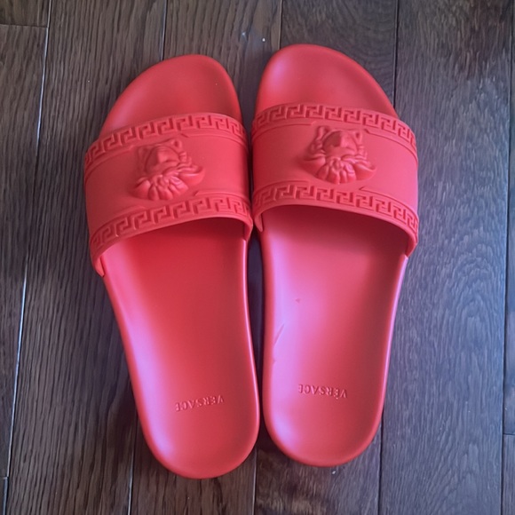Versace slides - Picture 3 of 4